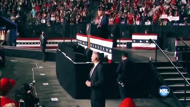 Donald Trump “Caught ” Holding Papers for Speech