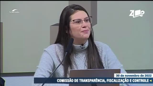 Brazilian Bárbara speaking at the Federal Senate