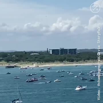 Multiple Boats Partaking in Trump Boat Parade Make Distress Calls