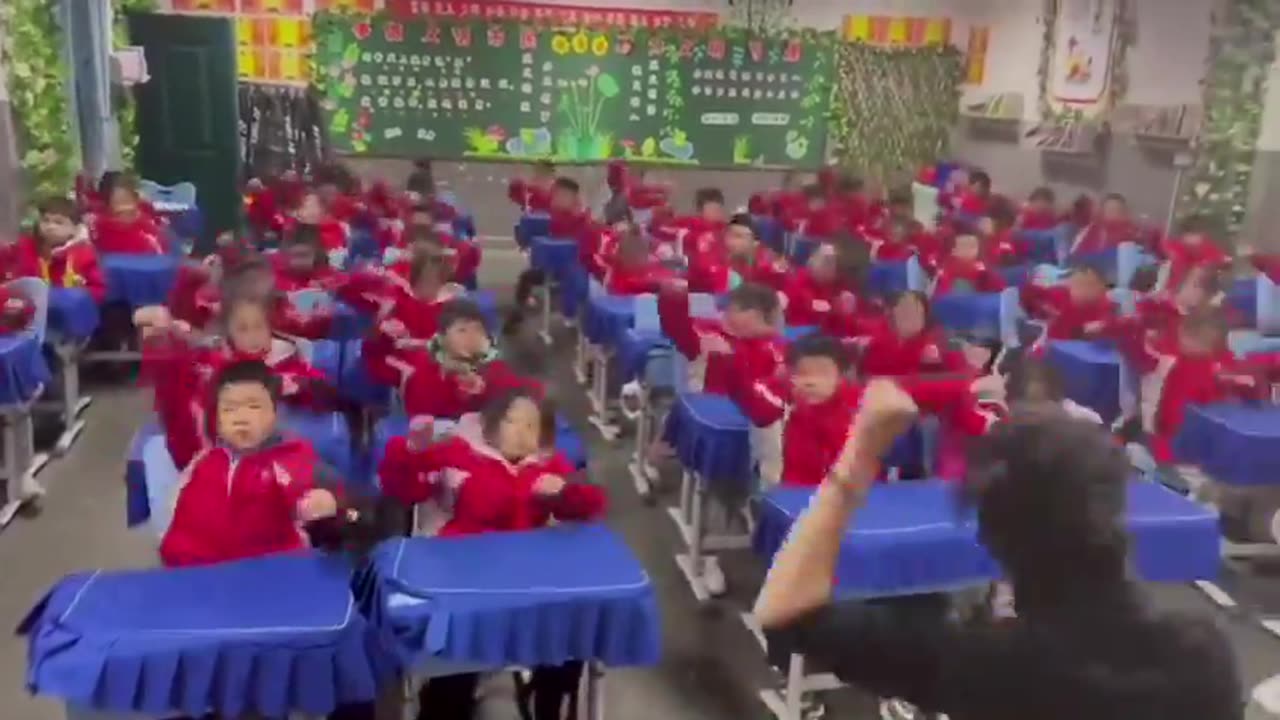 Chinese school atmosphere 😂