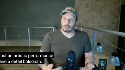 Malharam um boneco com a cara do Felipe Neto e ele surtou - by OILUIZ