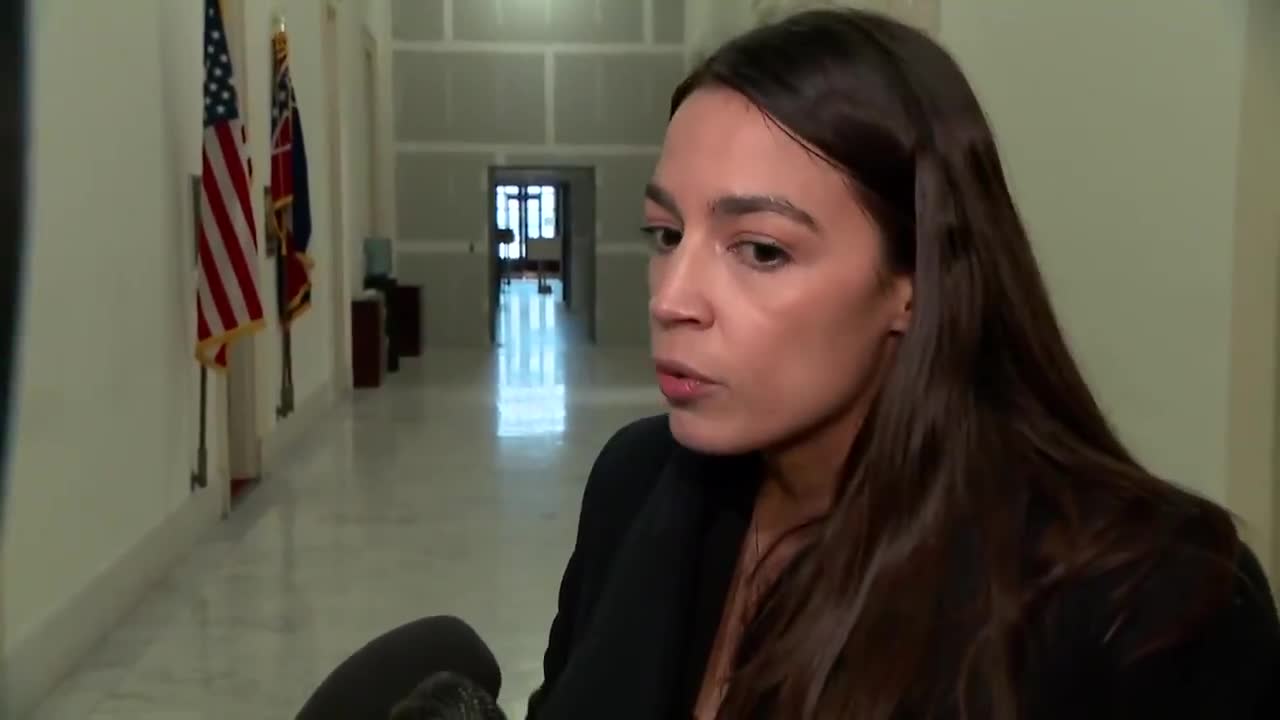 Ocasio-Cortez Celebrates Amazon Abandoning NYC Headquarters: ‘It’s Incredible!’