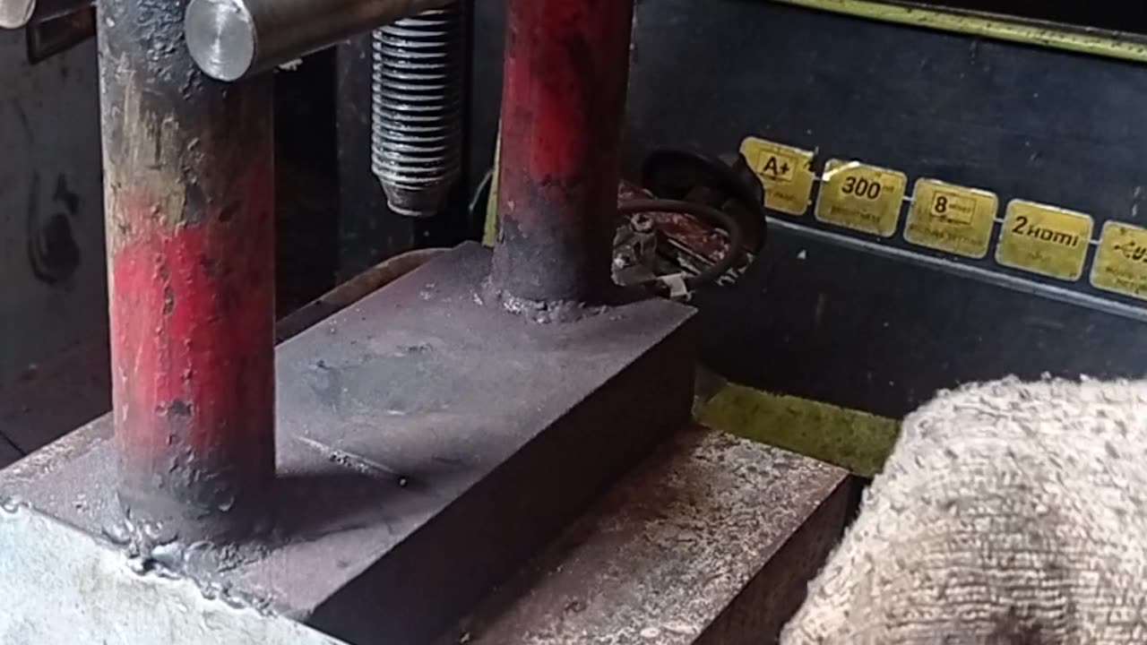 Test mould rubber hand made