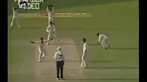 Shoaib Akhtar Unplayable Fast Bowling at Kolkata test 1999