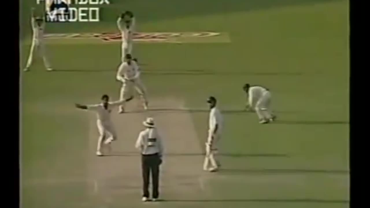 Shoaib Akhtar Unplayable Fast Bowling at Kolkata test 1999