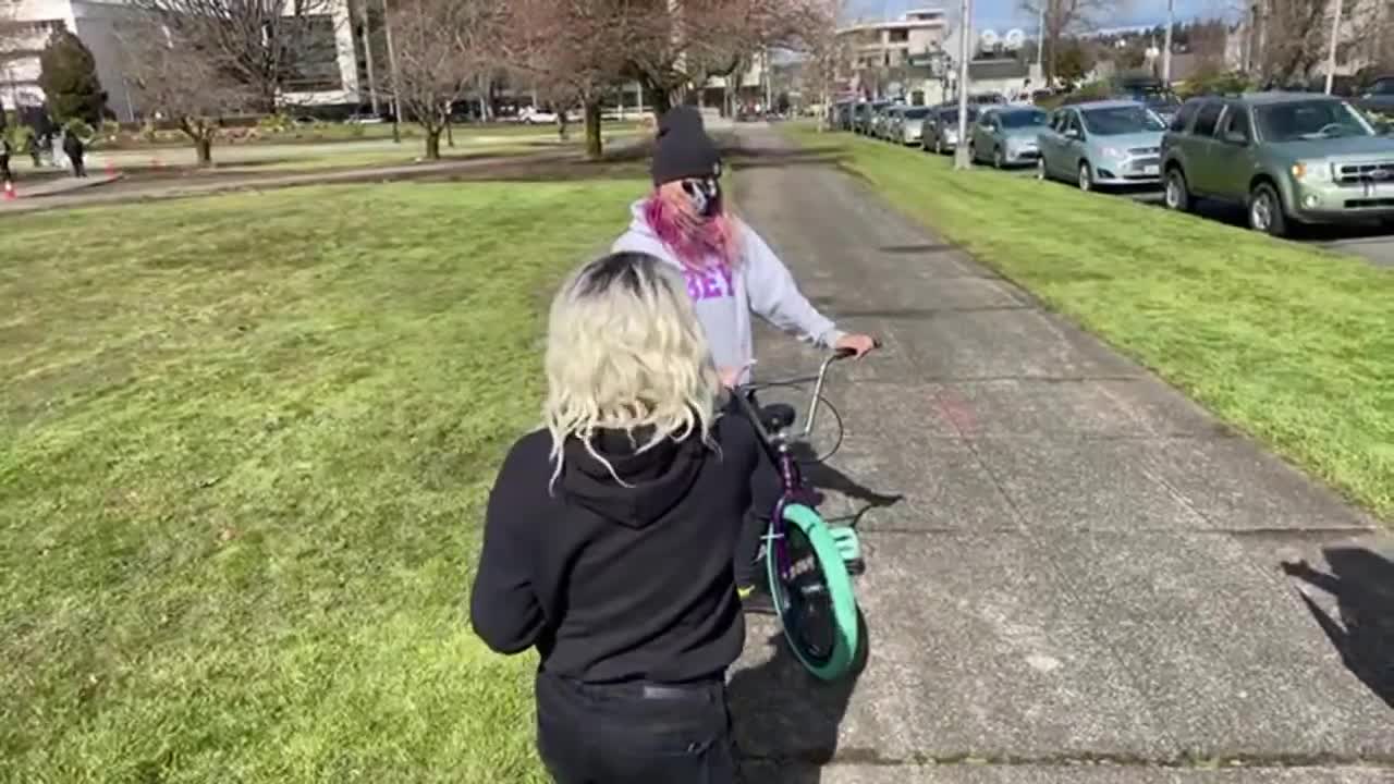 Raw Footage: AntiFa Comes To Debate At Small Turning Point USA Event At The Washington State Capitol