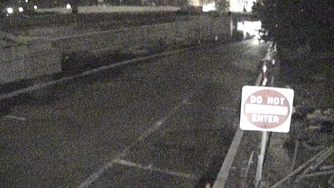 1860QNE00Del-CNE_2021-01-05_20h23min39s163ms.mp4