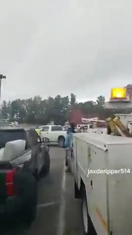 Hurricane Recovery Lineman Go On Strike