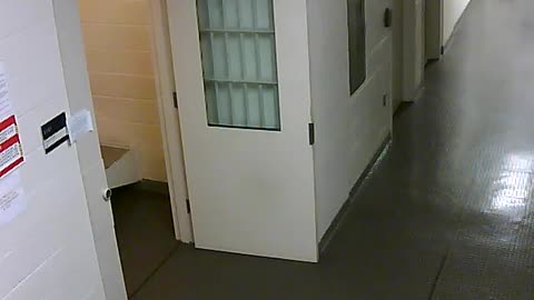 1665HQOB02PrisonerProcessingCell_2021-01-05_06h20min01s130ms.mp4