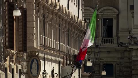 Italy govt collapse not end of the world - analyst