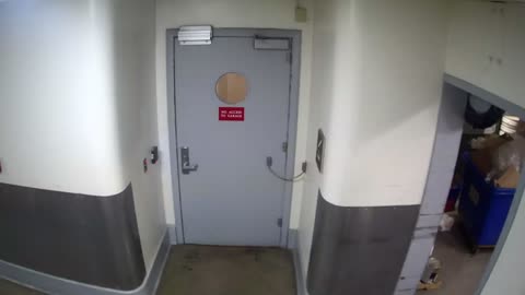 6128RHOBSBRSBST4Stairwell4_2021-01-05_04h20min00s407ms.mp4