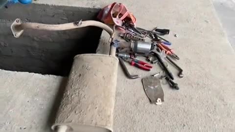 Removing exhaust pipe