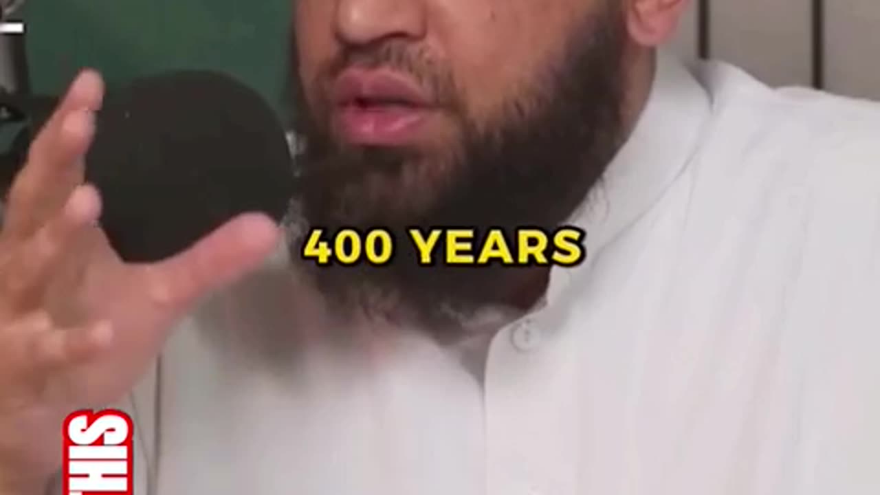 Sheikh Asrar Barelwi believes in dancing in mosques - Astaghfirullah THIS IS NOT ISLAM