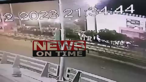 newsontime.gr - ντοκουμέντο από του Ρέντη: Δευτερόλεπτα μετά την επίθεση των χούλιγκανς.