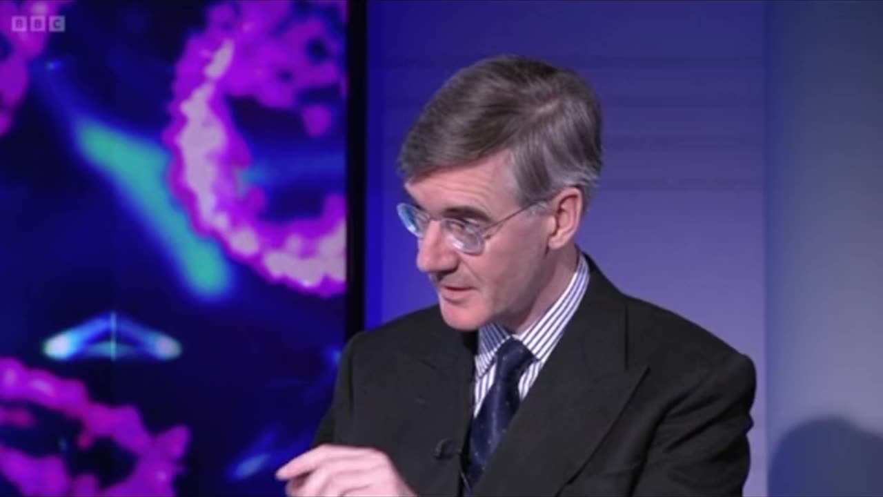 Victoria Derbyshire shames Jacob Rees Mogg on Newanight