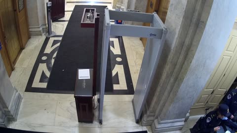 0163USCH01HouseCarriageDoor_2021-01-06_08h12min06s210ms.mp4