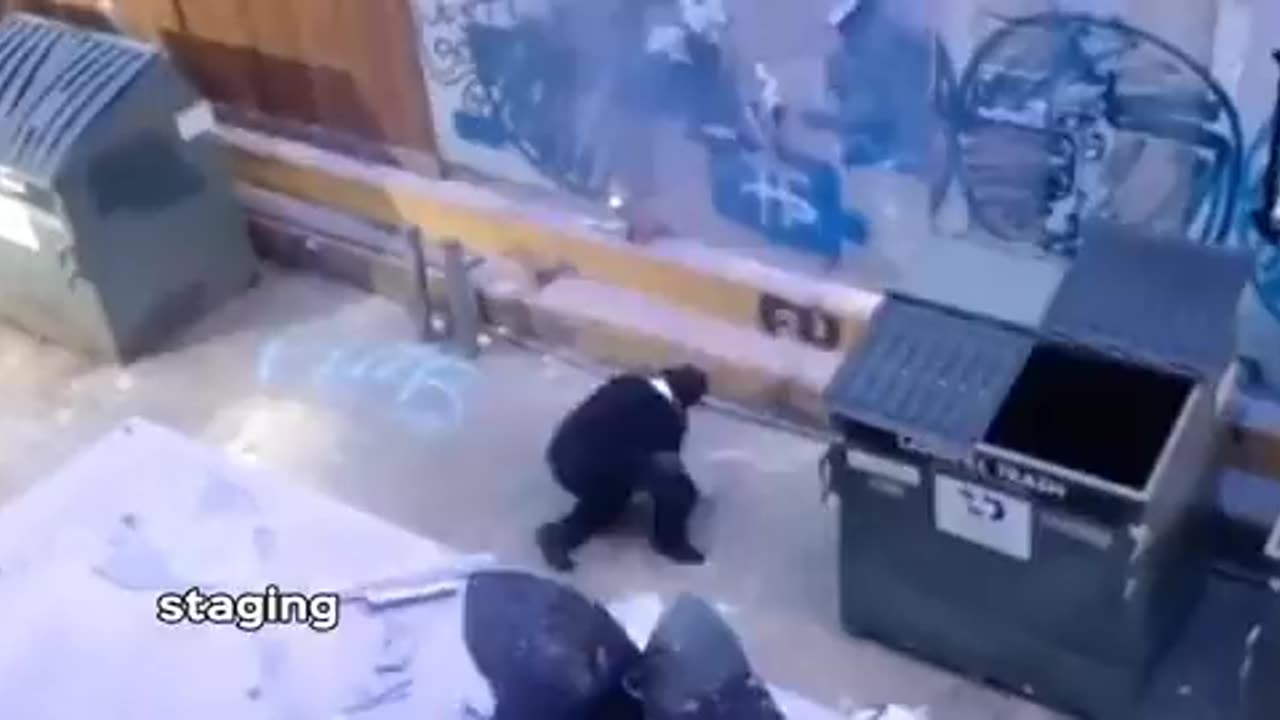 Jewish man caught drawing swastika