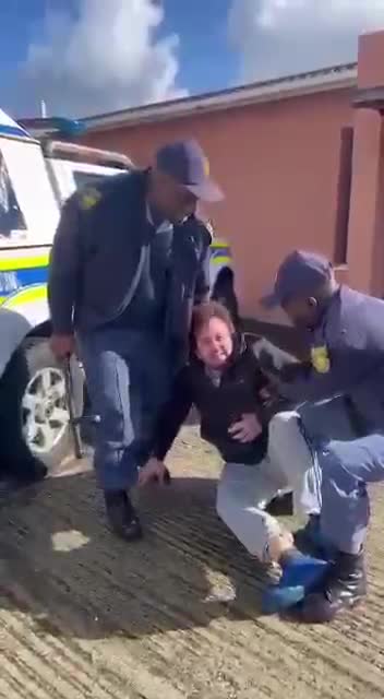 VIDEO: Fish Hoek assault delayed