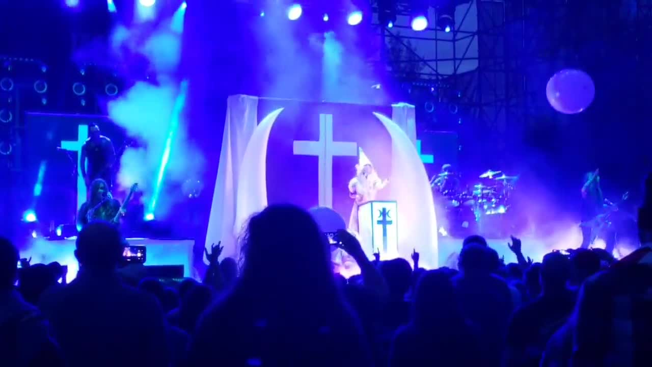 In This Moment "Whore"