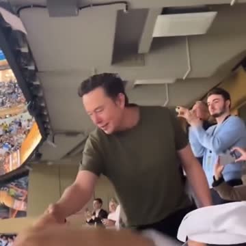 Elon Musk Shakes Hands With People At World Cup Final In Qatar