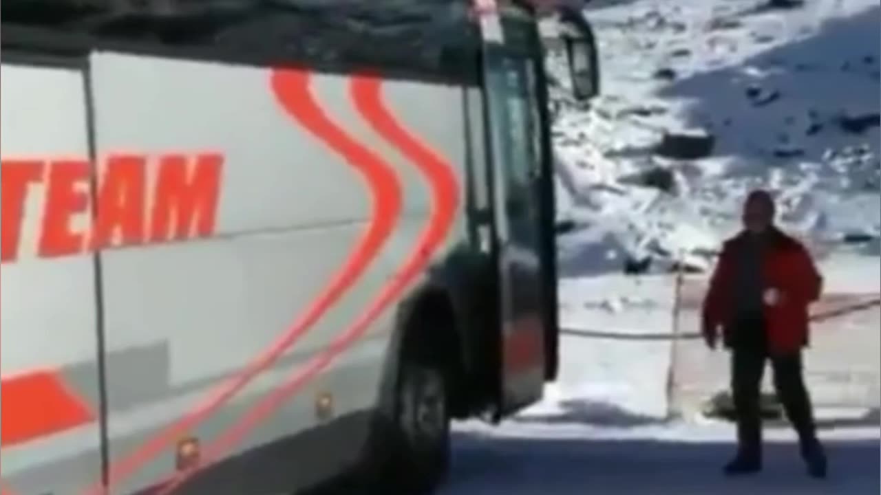 Idiot vs Bus: The Bus Loses