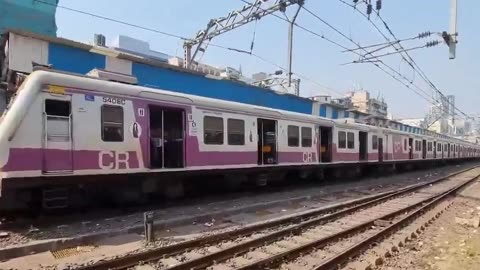 MUMBAI TRAINS