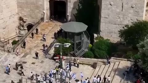 Israeli Police Sing Jerusalem of Gold