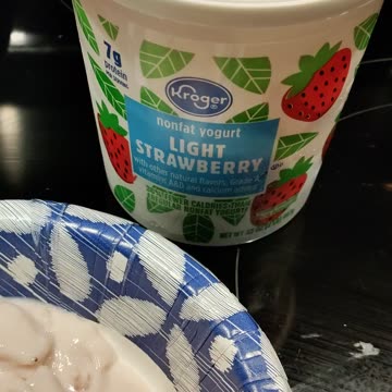Eating Kroger Light Strawberry Lowfat Yogurt, Dbn, MI, 10/7/23