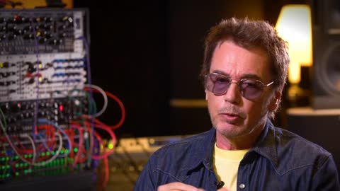 Interview avec l’artiste électro Jean-Michel Jarre pour son 22e album 'Oxymore'_ Dolby Atmos
