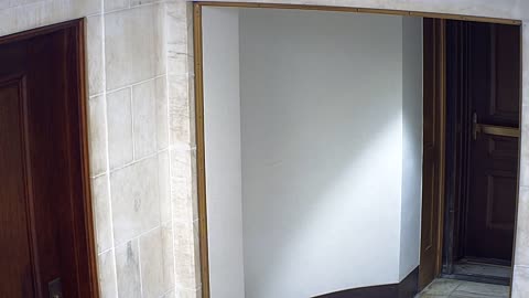 1049RSOBMZCourtyardSouthEExit_2021-01-05_00h00min00s443ms.mp4