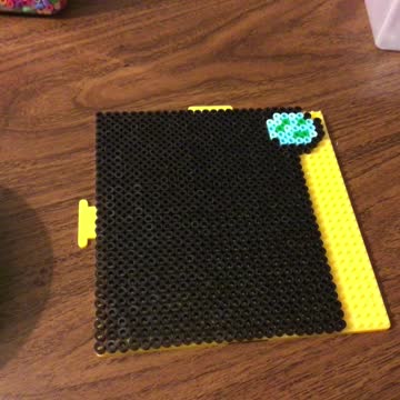 🇺🇸 Happy 4 of JULY! Little Perler bead moon! 🇺🇸