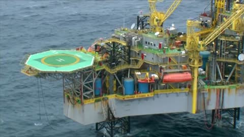 Brazil: Mass protests over oil giant Petrobras - BBC News