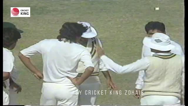 Wasim Akram 2 Wickets vs England in Karachi Test 1987