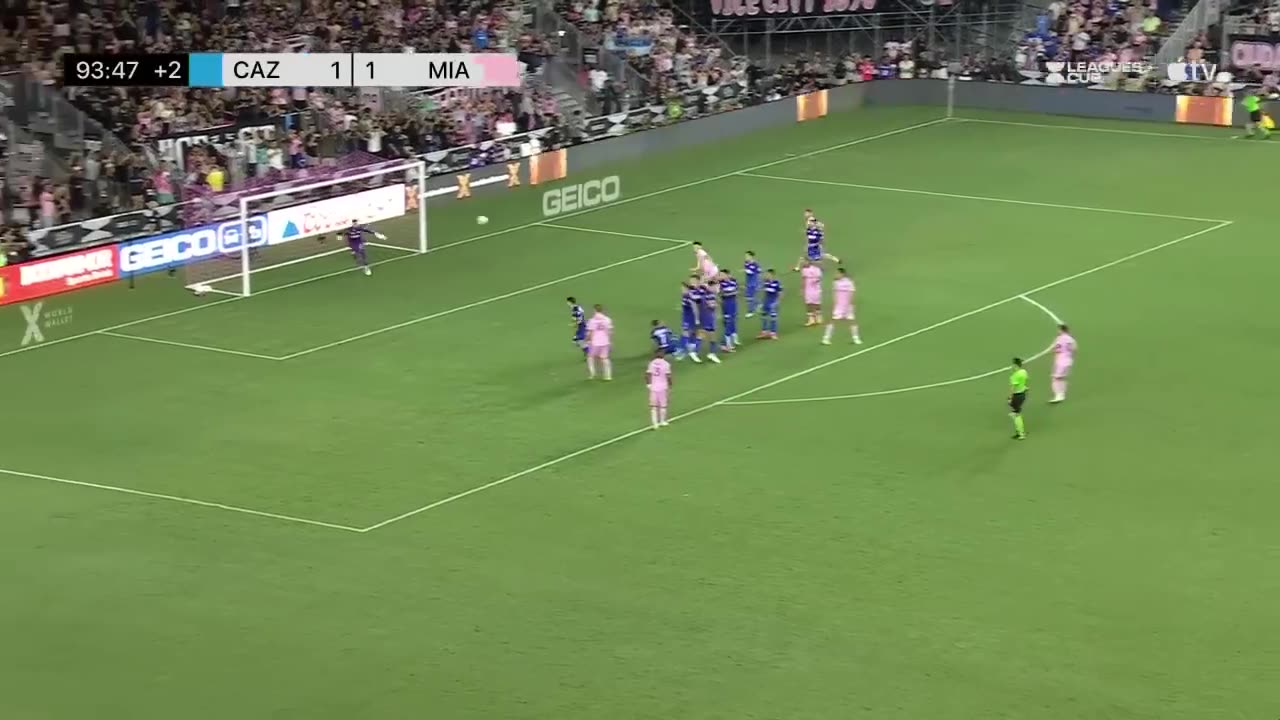 Lionel Messi Inter Miami Debut | Last minute free-kick goal