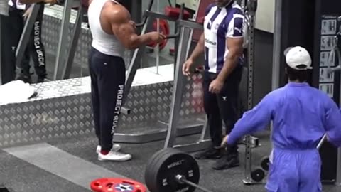 Gym Cleaner was not happy with gym guys