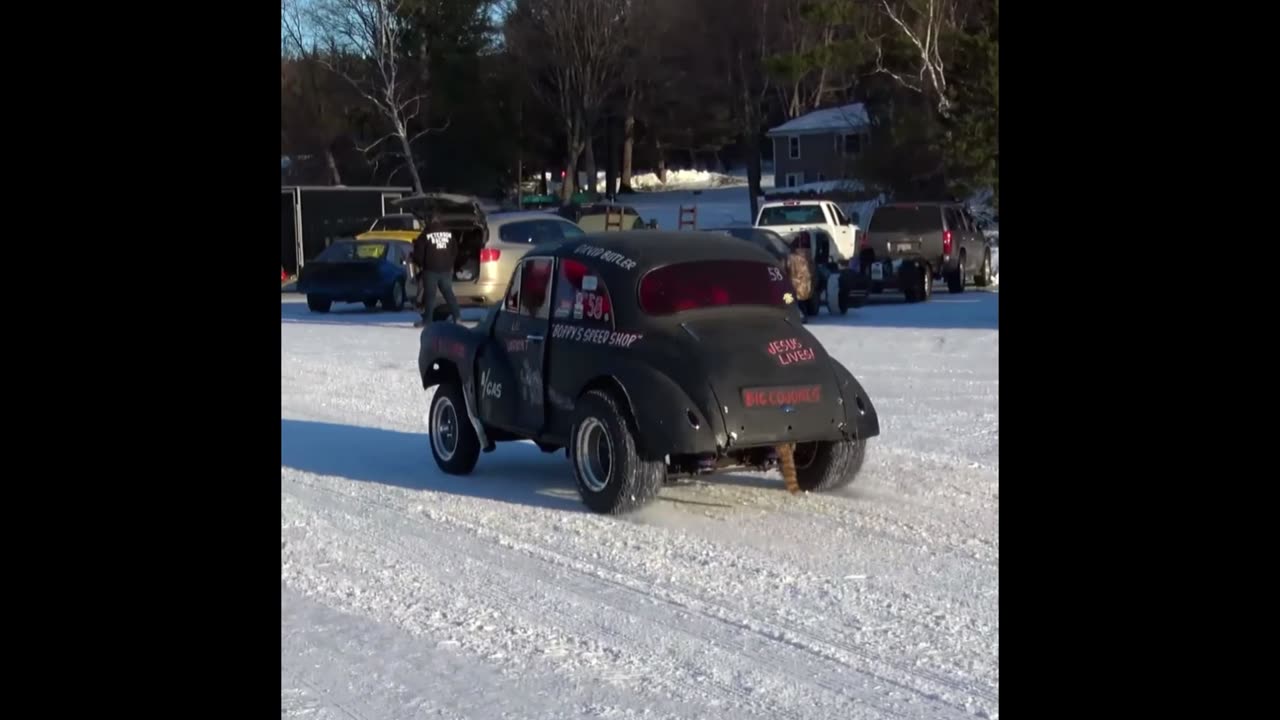 Morris Minor Snow Drags