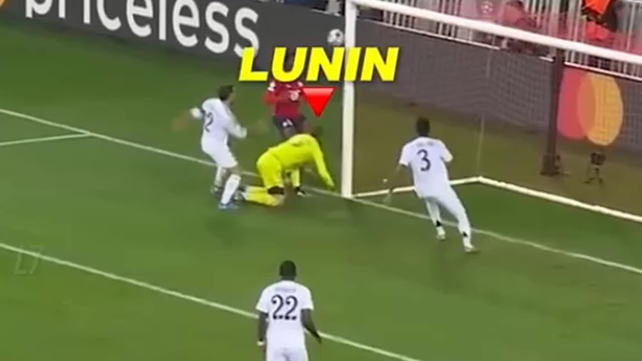 Soccer Amazing goalkeeper saves