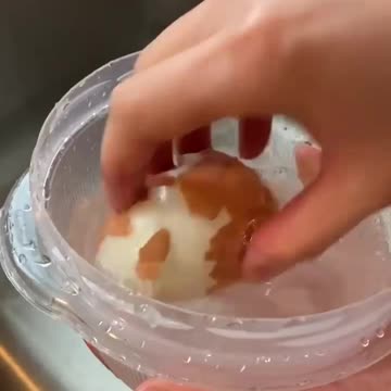 Egg Peeling Hack