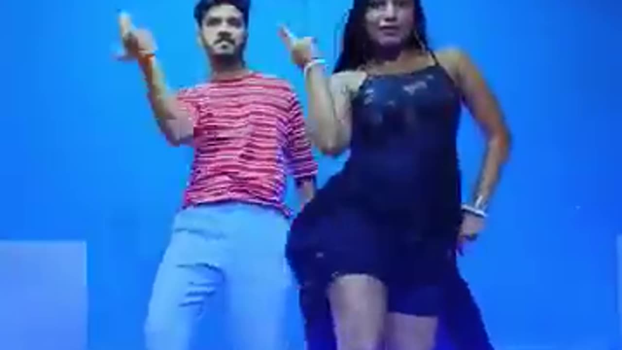 Ladki kharab kar di