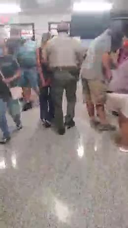 Mother Arrested For Not Wearing A Mask Inside Of Her Child's School