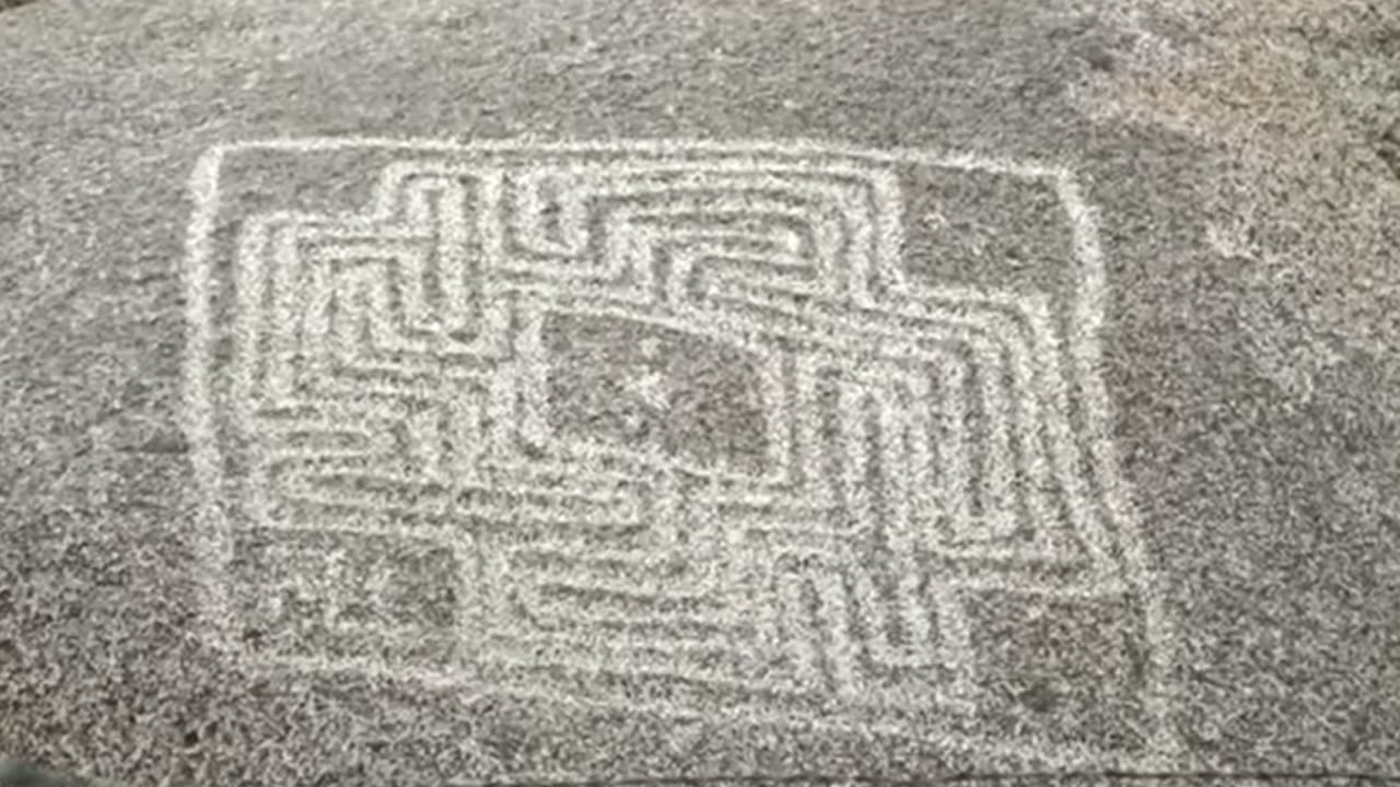 THE CROSS MAZE STONE