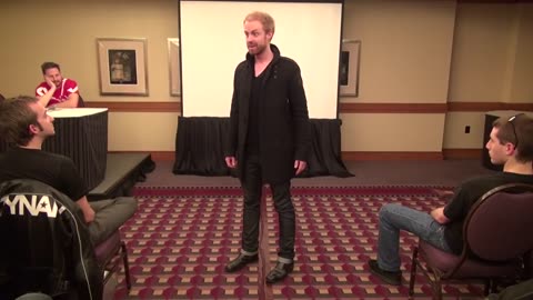 Friendly And Cool Method- How Perceived Low Status Makes You Act Weird And Say Stupid S#!@