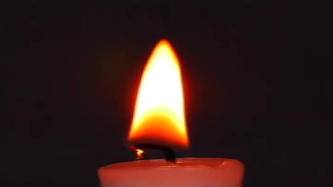 Huggy Wuggy in a candle Timelapse