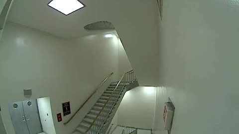 3152RHOB01Stair7_2021-01-06_02h20min01s667ms.mp4