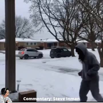 Porch Thief gets left behind and faces owner with gun