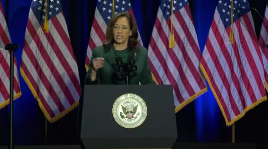 Kamala Harris screams: "How dare they! How dare they!