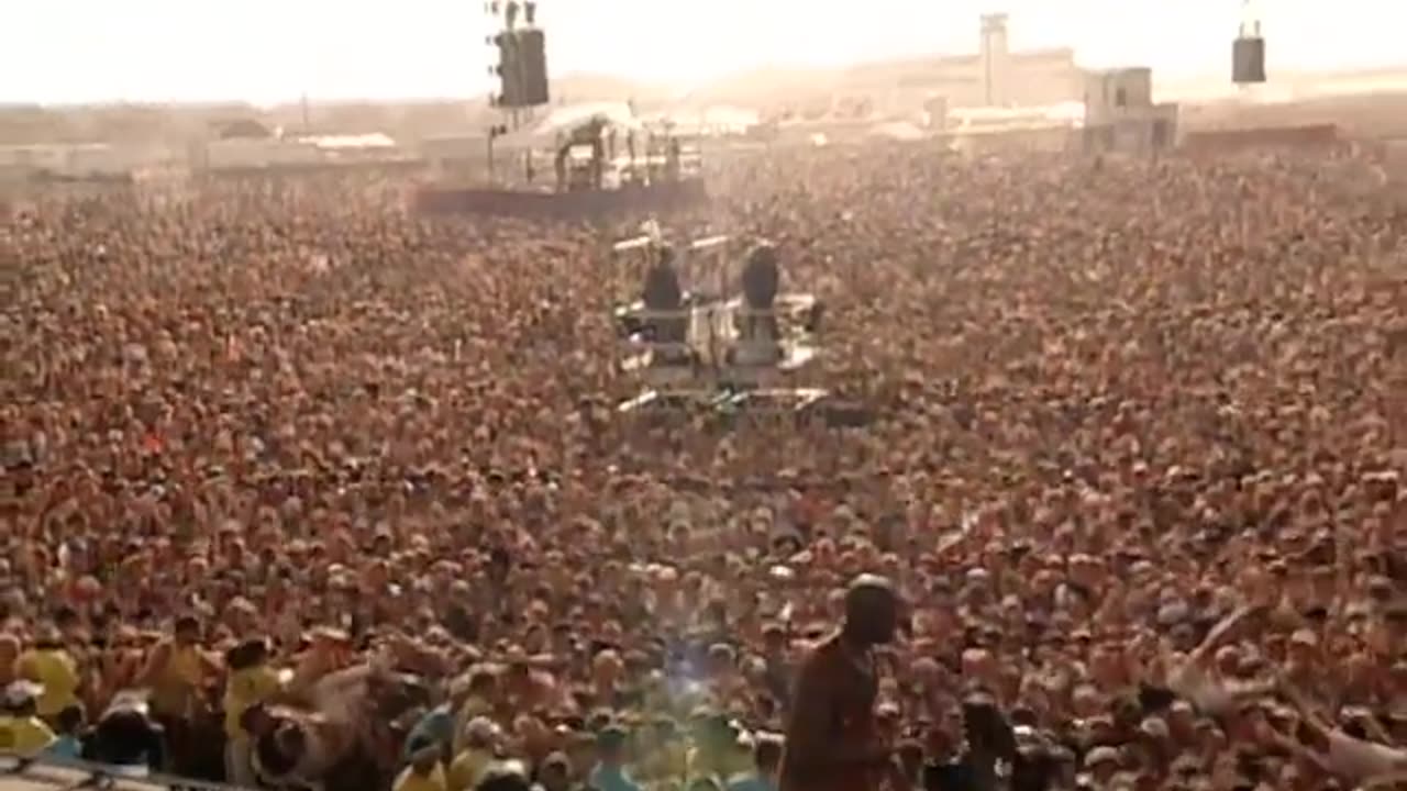 DMX - Stop Being Greedy (Woodstock 99)