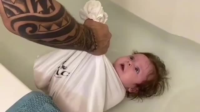 Ohh Shit | Why he is doing this | Watch short reel of baby |