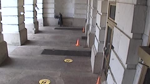 3210LHOB01MainEntranceExterior_2021-01-06_15h44min09s560ms.mp4