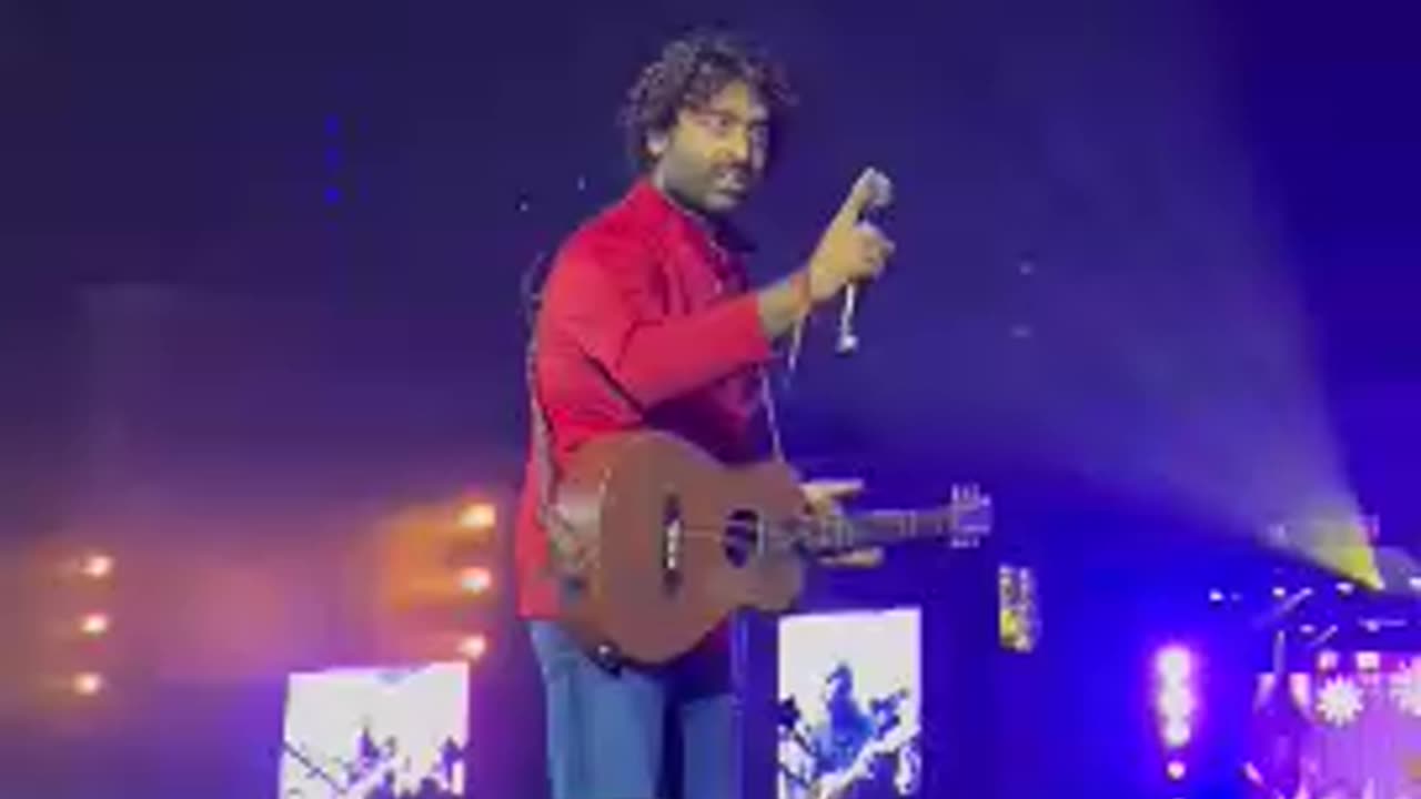 arijit singh live performance #arijitsingh #song #hindi